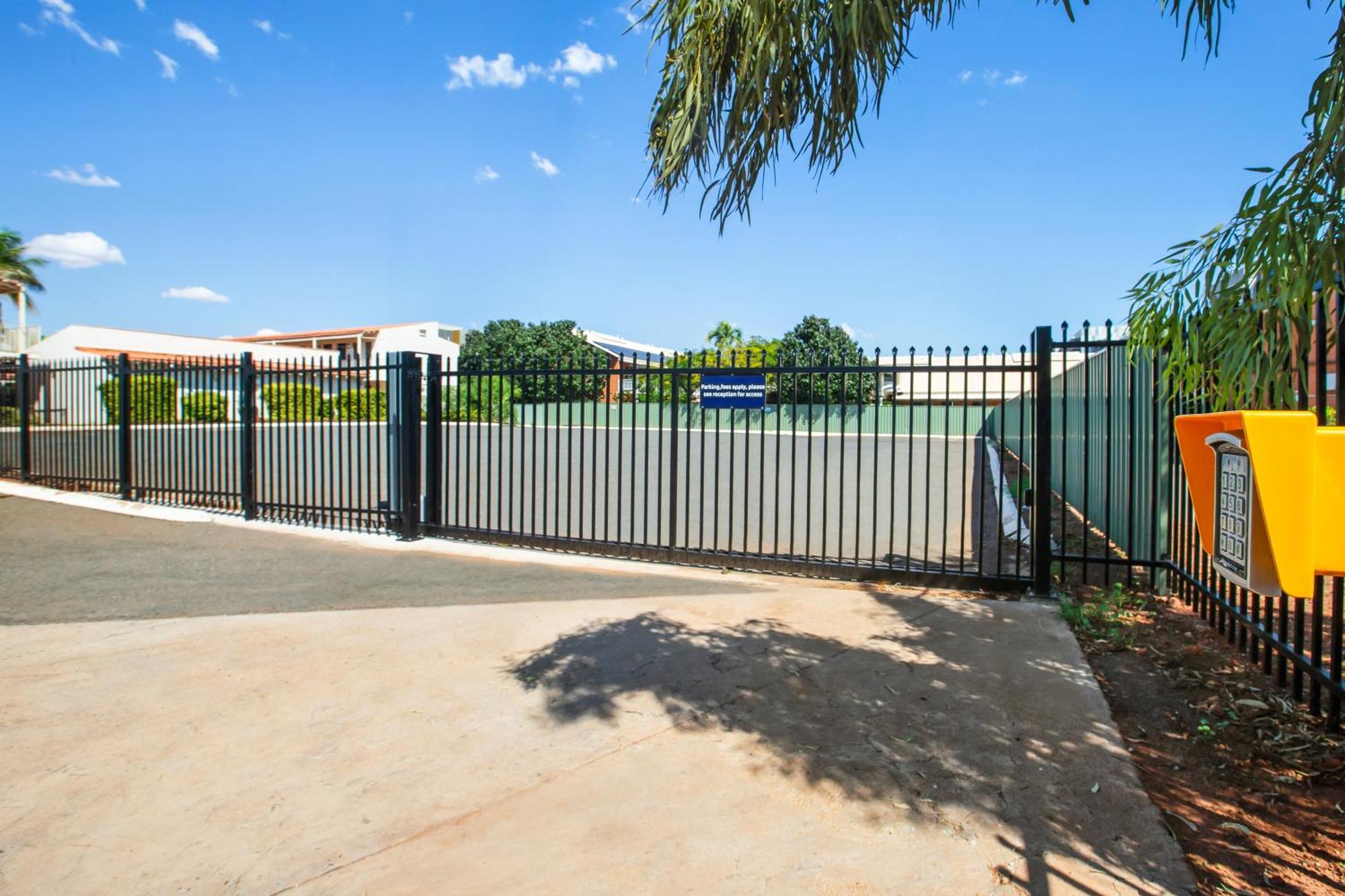 Ibis Styles Karratha Hotel Eksteriør billede